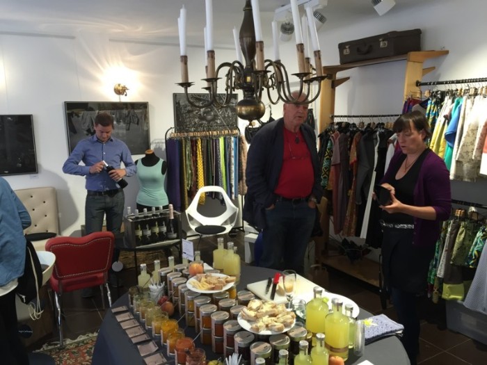 Kulinarischer Mode-Sommer PopUpStore Vierender